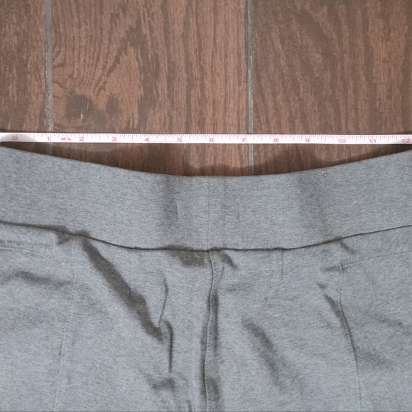 Guess Stretch Slacks - Picture 6 of 9